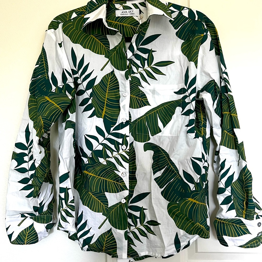 Ava Sky Chloe button down Jade Banana Leaf shirt
